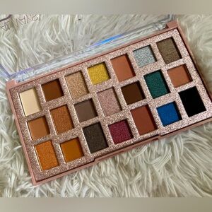 L.A.Colors - Eyeshadow Palette